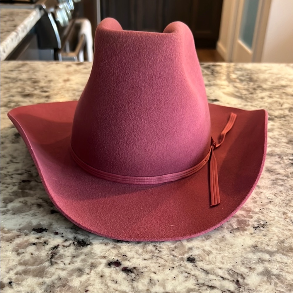 Vintage Felt Cowboy Hat in Beautiful Dark Pink